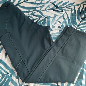 Crop Lululemon leggings size 6